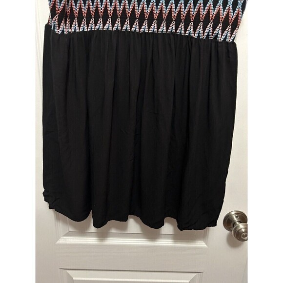 Torrid Babydoll Challis Top Embroidered Smocked Cami Women’s plus size 2X Black - Picture 13 of 16